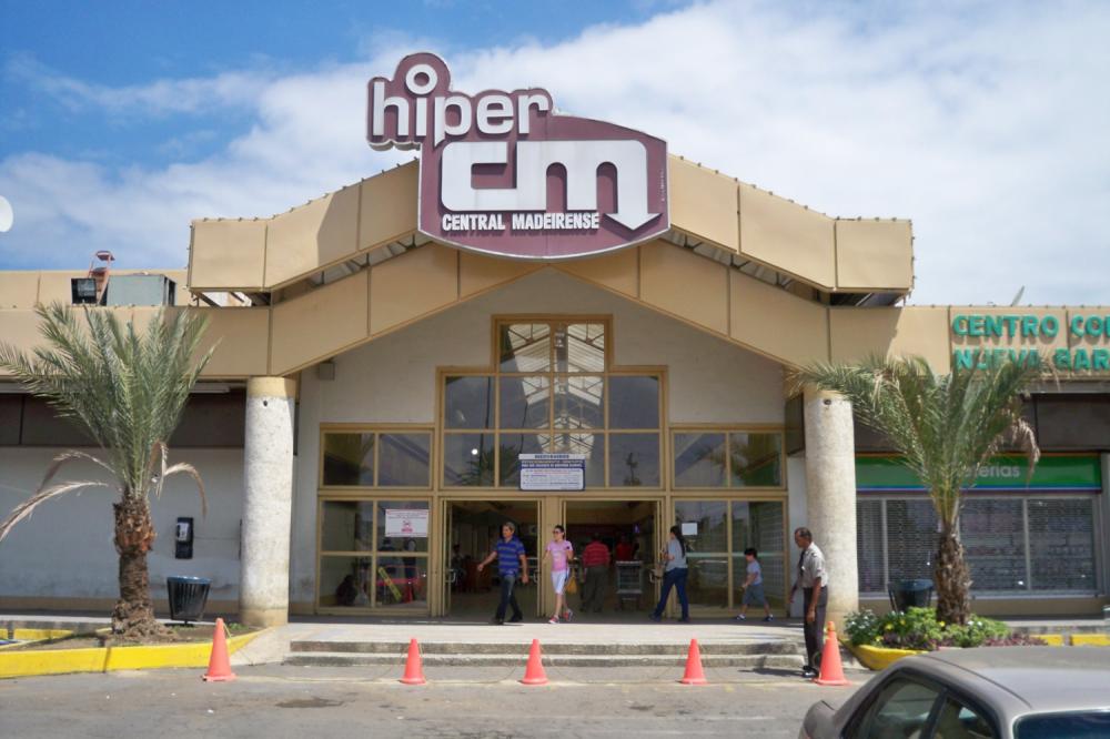 La Oferta y la Demanda CENTRAL MADEIRENSE